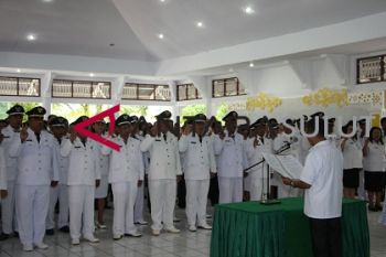 BERANDA - WAbup Sangihe melantik pejabat eselon III dan IV