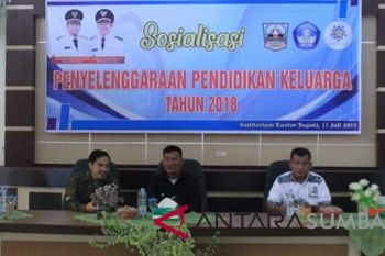 Dharmasraya-Kemendikbud gelar sosialisasi pendidikan keluarga