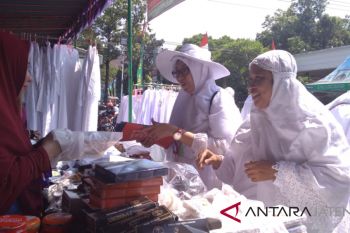 Omzet perlengkapan haji meningkat