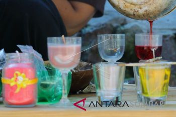 PRODUKSI LILIN AROMA TERAPI