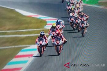 Diwarnai tabrakan antar pebalap Gerry Salim finish di posisi delapan race Belanda