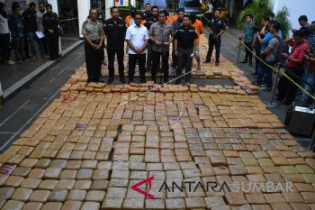 RILIS GANJA 1,4 TON