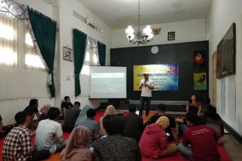 19 komunitas berkolaborasi tangani rob Pekalongan