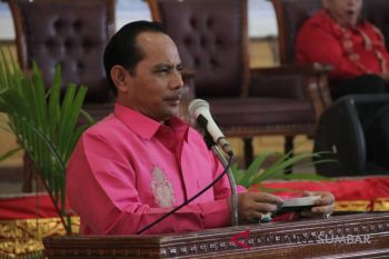 Wawako Solok minta para guru jaga komunikasi dengan sesama