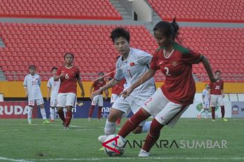 TIMNAS PUTRI VIETNAM KALAHKAN INDONESIA