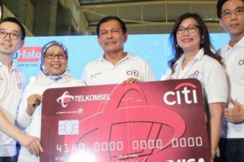 Telkomsel Kampanye  "Live Large" Bagi Citi Telkomsel Credit Card  