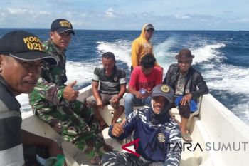 Panen raya padi bersama TNI di Desa Badangkaia, Poso