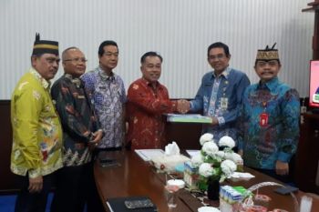 Draft APBD-P 2018 baru hari ini diterima DPRD Kalteng