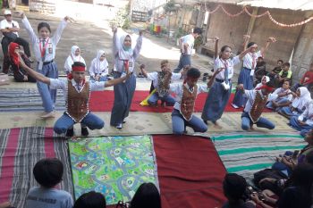 BUMN HADIR - 23 peserta SMN Kalteng mengunjungi Sanggar Anak Alam