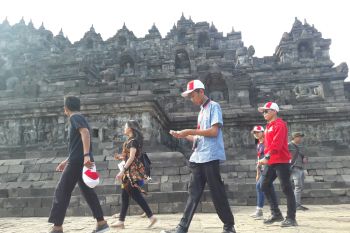 BUMN HADIR - SMN Kalteng kunjungi Candi Borobudur