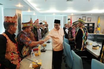Jalan Sudah Mulus, Tokoh Adat Kabudaya Ingin Dikunjungi Presiden