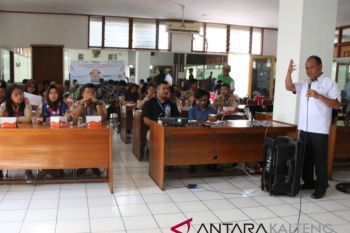 BUMN Hadir -  Peserta SMN Yogyakarta dibekali menulis karya ilmiah