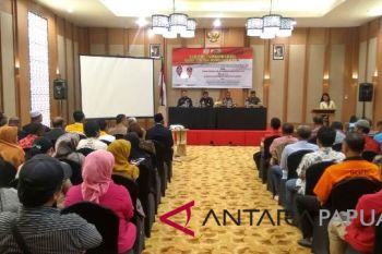 Kuasa hukum Omtob sesalkan keterlambatan putusan DKPP