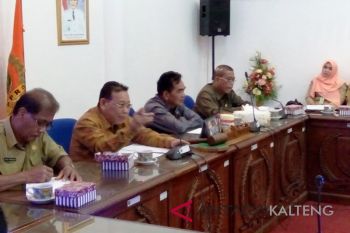 DPRD-Pemkab Barsel bahas lima raperda