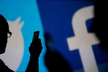 Waduh data puluhan juta pengguna Facebook kena "Hack"