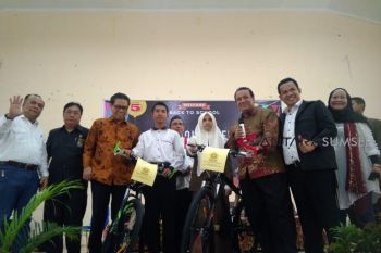 IKA SMANLI 'ngobrol bareng' siswa