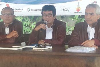 Alumni Geologi UGM meluncurkan buku Geologi Untuk Negeri