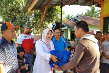 PMI Pasaman Barat bantu korban kebakaran