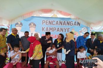 Tetap berjalan, imunisasi MR di Kalteng sudah 27 persen