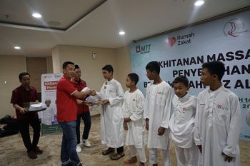 MT Telkomsel gelar sunatan massal gratis