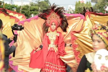 Ribuan warga antusias saksikan karnaval budaya