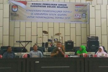 Hadapi pemilu 2019, KPU Solok Selatan konsolidasi penyelenggara pemilu