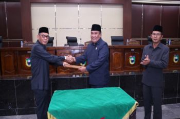 Pemkab-DPRD Paripurna Pengesahan Raperda LPj APBD 2017