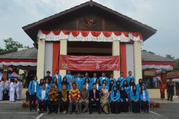 Mahasiswa UMRAH pelajari diplomasi di KBRI Singapura
