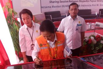 Menteri BUMN resmikan tiga infrastruktur kelistrikan di Jayapura