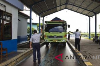 Pemkab Kupang bangun jembatan timbang optimalkan retribusi