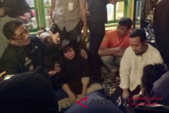 Penjabat gubernur kunjungi korban kebakaran Tinumbu