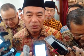 Pascagempa, Mendikbud tak liburkan sekolah di Lombok