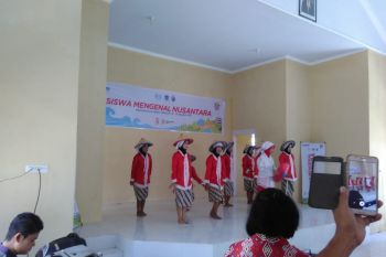 Penampilan seni sambut SMN 2018 di SLBN Marawola