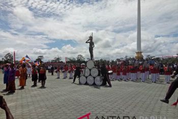 Atraksi seni budaya nusantara meriahkan HUT Kemerdekaan RI di Timika