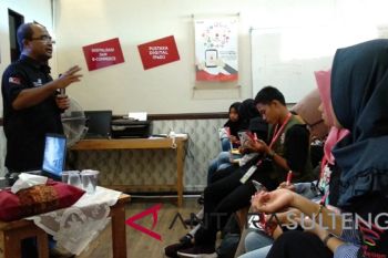 PT. Telkom Palu kenalkan e-commerce kepada siswa peserta SMN (vidio)