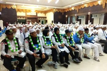 Dua haji debarkasi Padang asal Bengkulu wafat di Tanah Suci