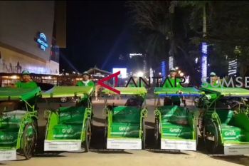 Gratis naik becak Picon - PS Mall