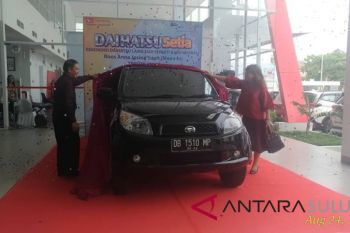Daihatsu rekondisi mobil pelanggan setia di Sulut