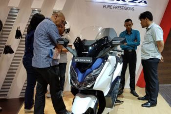 Skutik gede Honda Forza dibandrol Rp70 jutaan