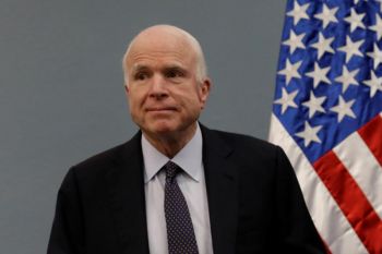 Selebritis sampaikan duka cita atas meninggalnya Mccain