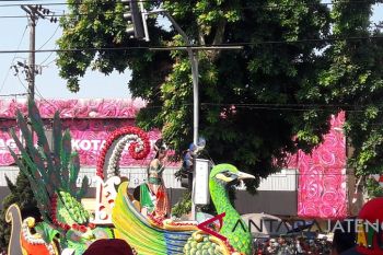 Karnaval pembangunan hibur warga Magelang