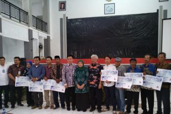 Pembudidaya ikan di Jateng memperoleh kartu Kusuka