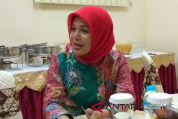 Berdayakan UMKM, batik bermotif daun terus dikenalkan ke masyarakat