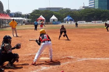 Softball Porprov Sultra dipertandingkan di Kendari