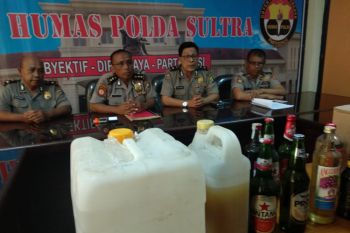 Polisi amankan satu ton minuman keras ilegal