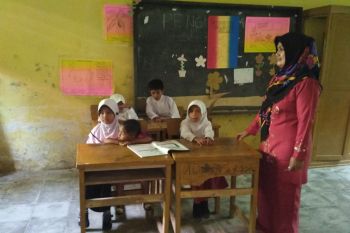 8.761  guru di Sumbar pensiun selama lima tahun ke depan