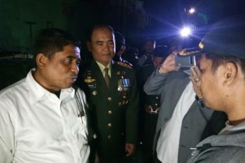 Penjabat Gubernur Sulsel kunjungi korban kebakaran Panampu