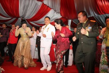 Gubernur Olly: Kemenangan yang dinikmati adalah anugerah Tuhan