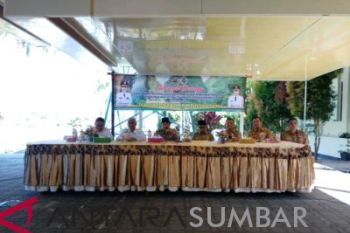 Penanganan program transmigrasi suku anak dalam di Sijunjung