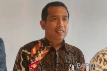 Bank Mandiri Papua salurkan 3.030 kartu GPN
